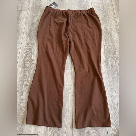 Ava & Viv Brown Flared Pants - Picture 2 of 5